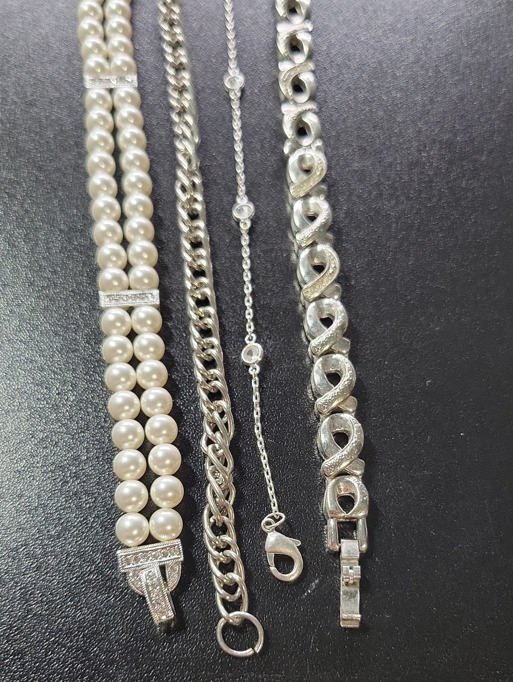 Classic Silver Tone Pearl & Chain Bracelet Lot